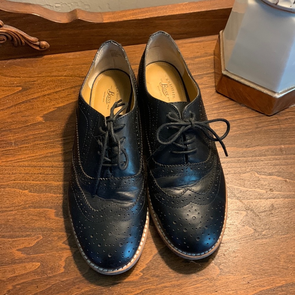 Bass Oxford shoes.
